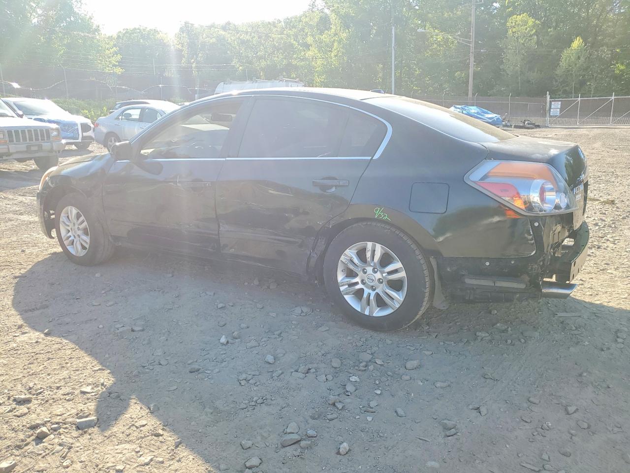 2012 Nissan Altima VIN 1N4AL2AP8CC256527 photo 2