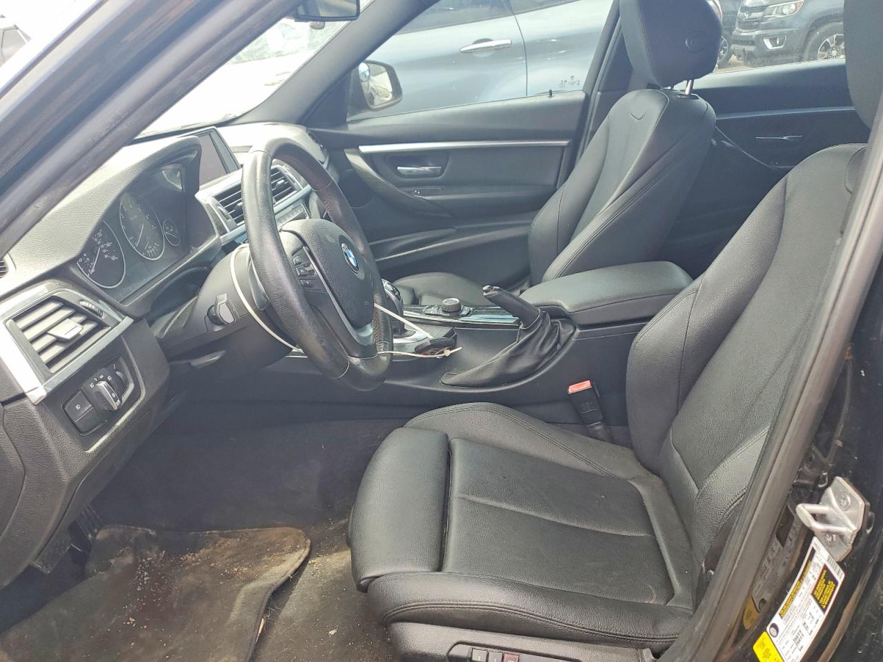 2018 BMW 3 series VIN WBA8B9G54JNU96666 photo 7