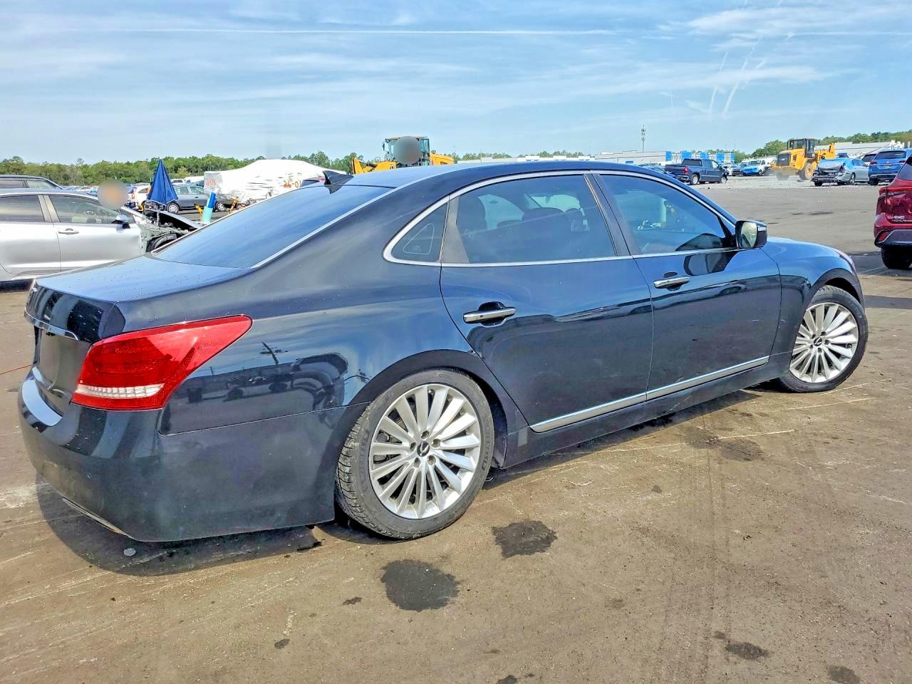 2015 Hyundai Equus VIN KMHGH4JH3FU098862 photo 3