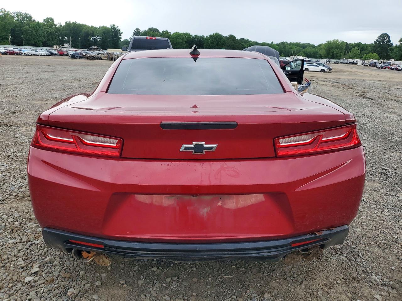 2018 Chevrolet Camaro VIN 1G1FB1RS3J0142657 photo 6