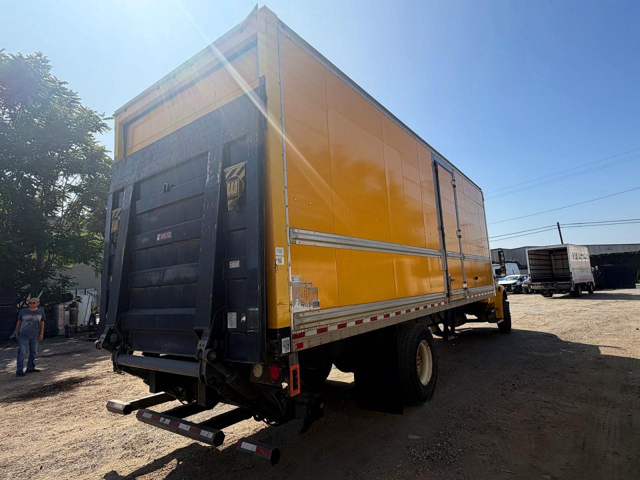 2018 FREIGHTLINER All other VIN 3ALACXFC1JDJH5789 photo 4