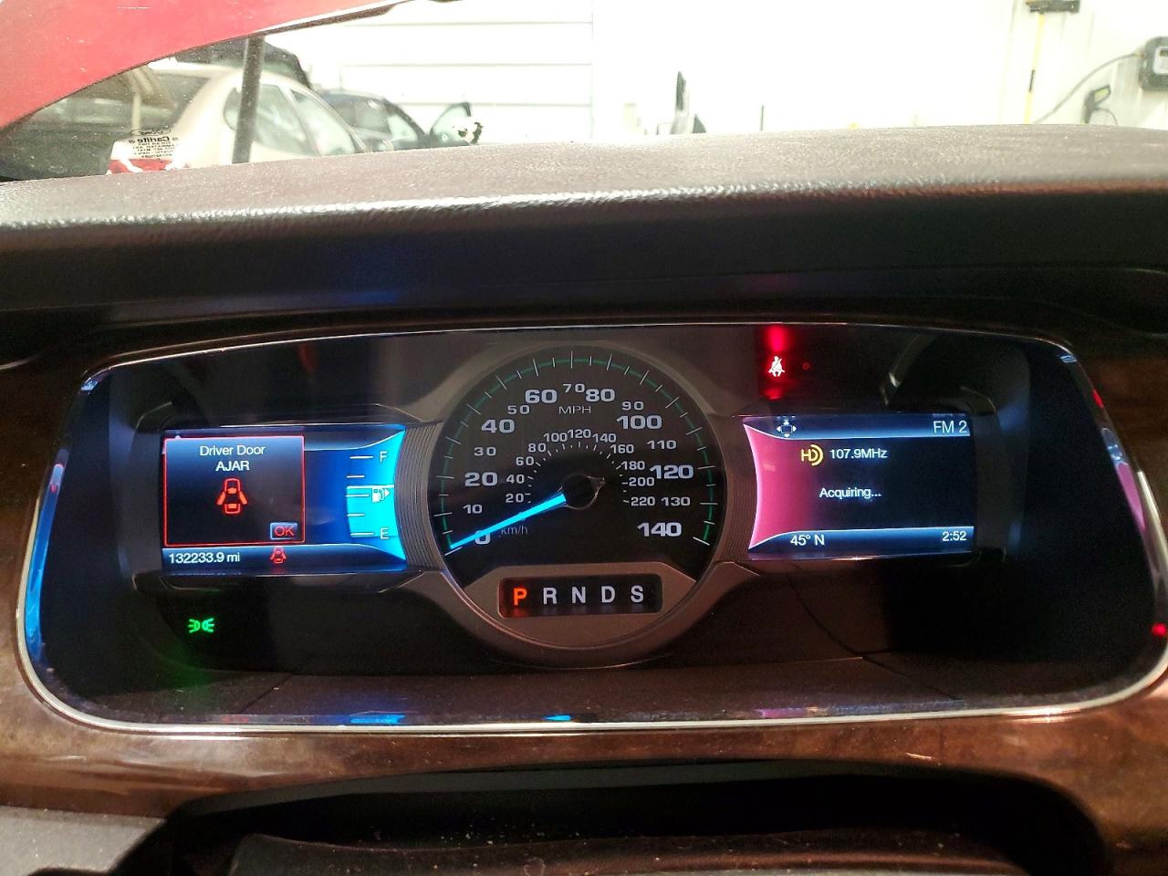 2015 Ford Taurus VIN 1FAHP2J85FG157690 photo 9