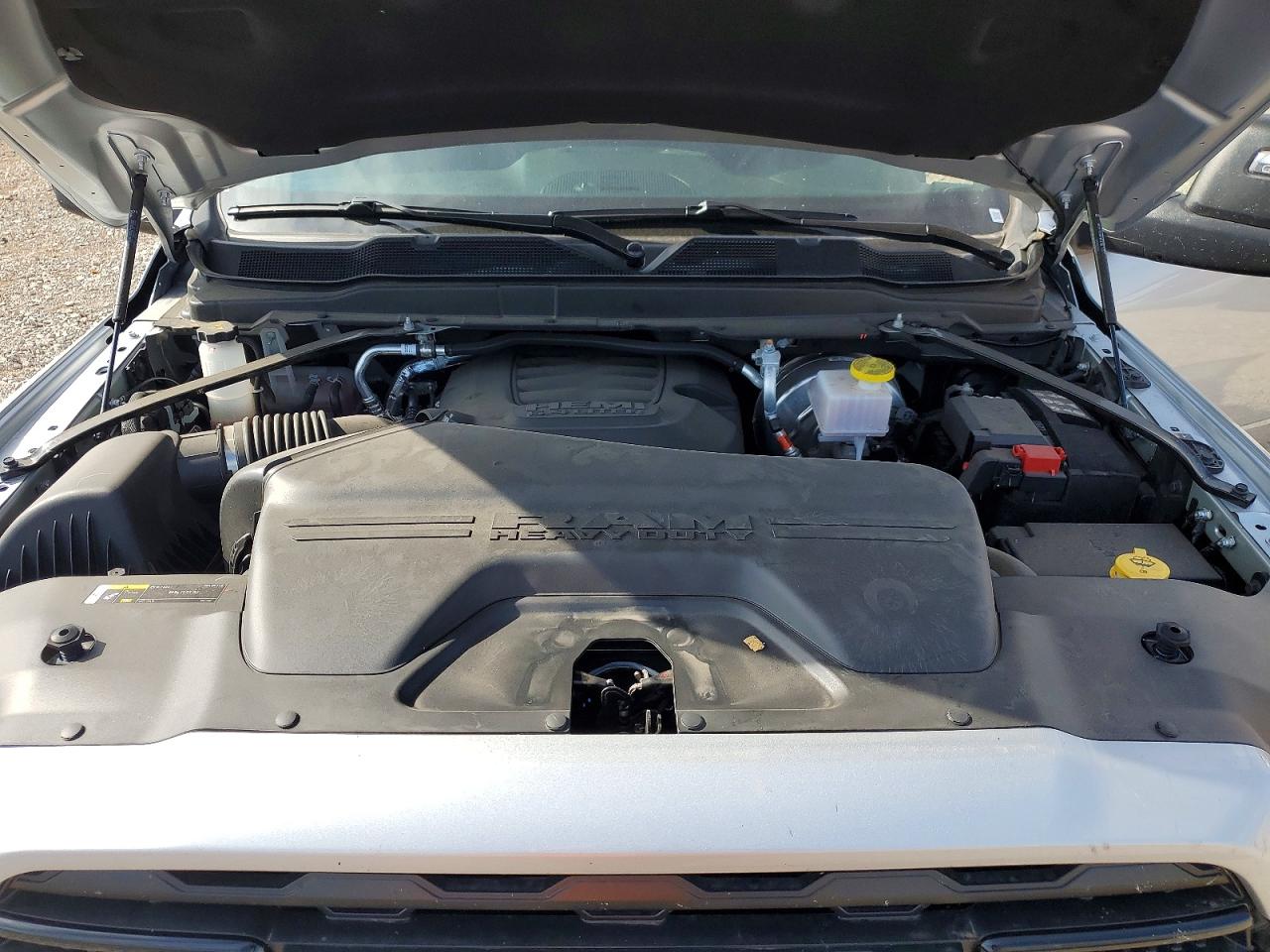 2026 Ram 2500 VIN 3C6UR5DJ9TG236922 photo 11