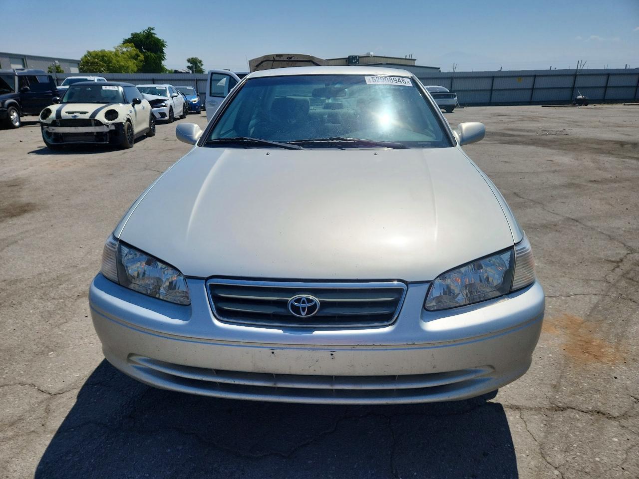2001 Toyota Camry VIN 4T1BF22K61U968238 photo 5
