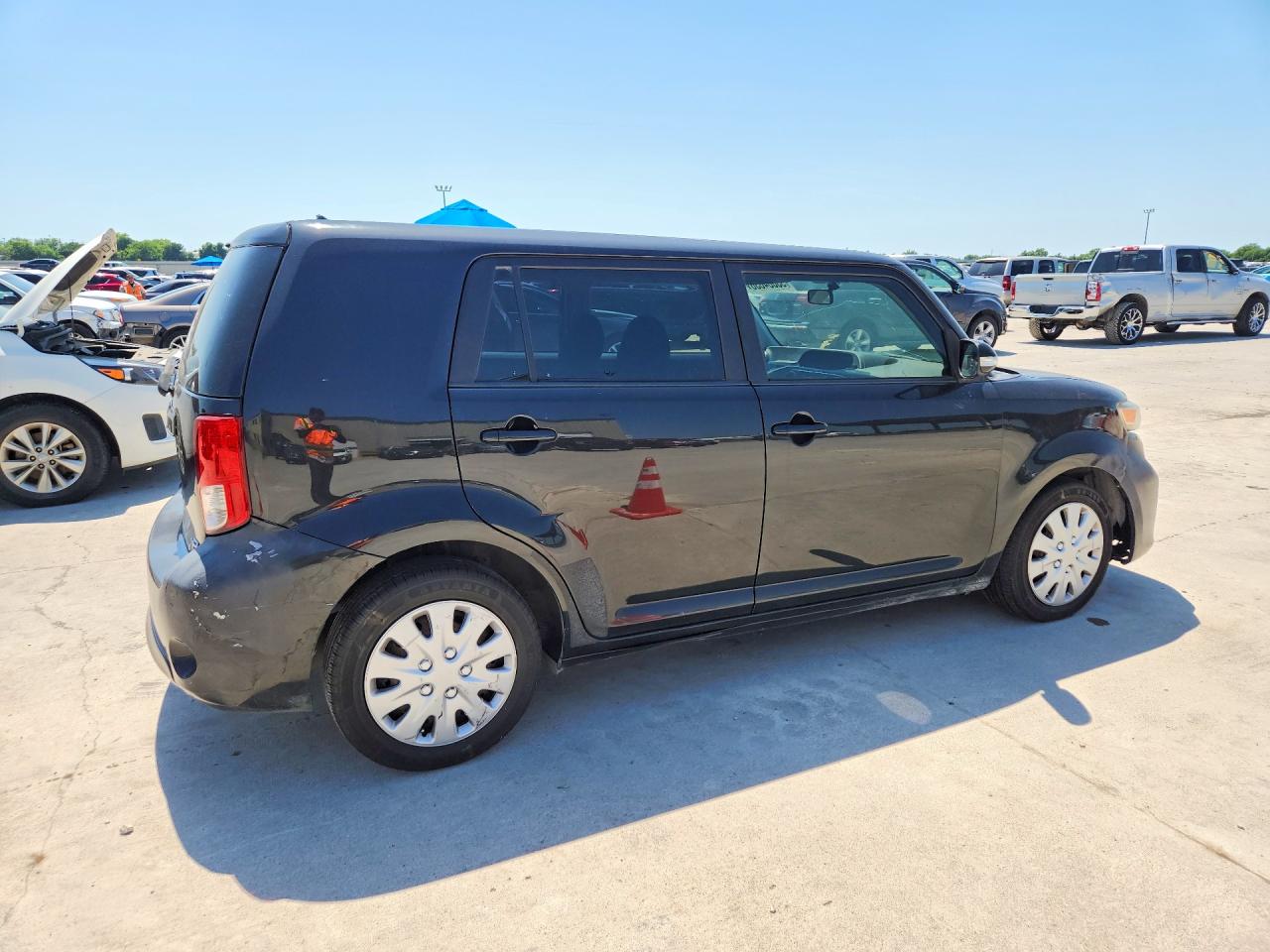 2013 Scion Xb VIN JTLZE4FE5DJ033003 photo 3
