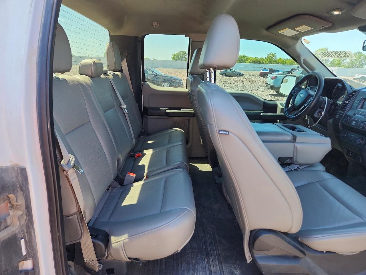 2019 Ford F150 VIN 1FTFX1E51KKC90868 photo 10