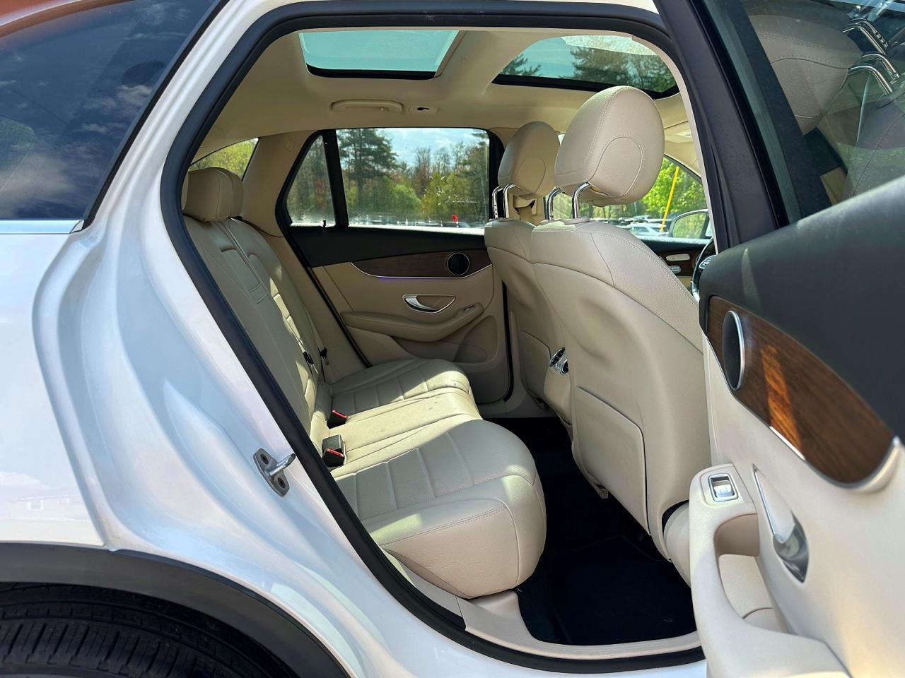 2022 Mercedes-Benz Glc class VIN W1N0G8EB7NV348059 photo 5