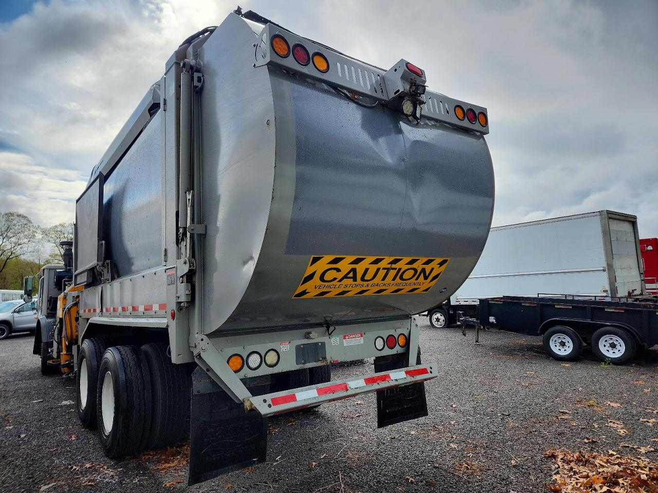 2014 MACK All other VIN 1M2AU14C8EM002061 photo 3