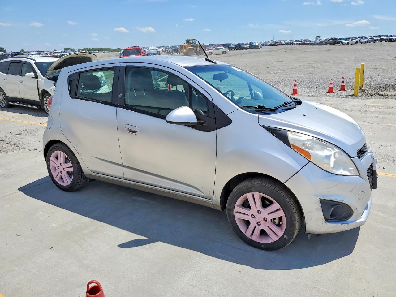 2013 Chevrolet Spark VIN KL8CD6S99DC558118 photo 4