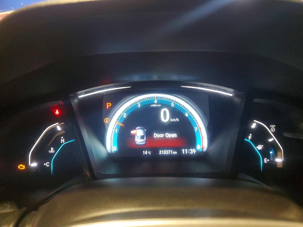 2018 Civic VIN 2HGFC2F50JH000630 photo 9