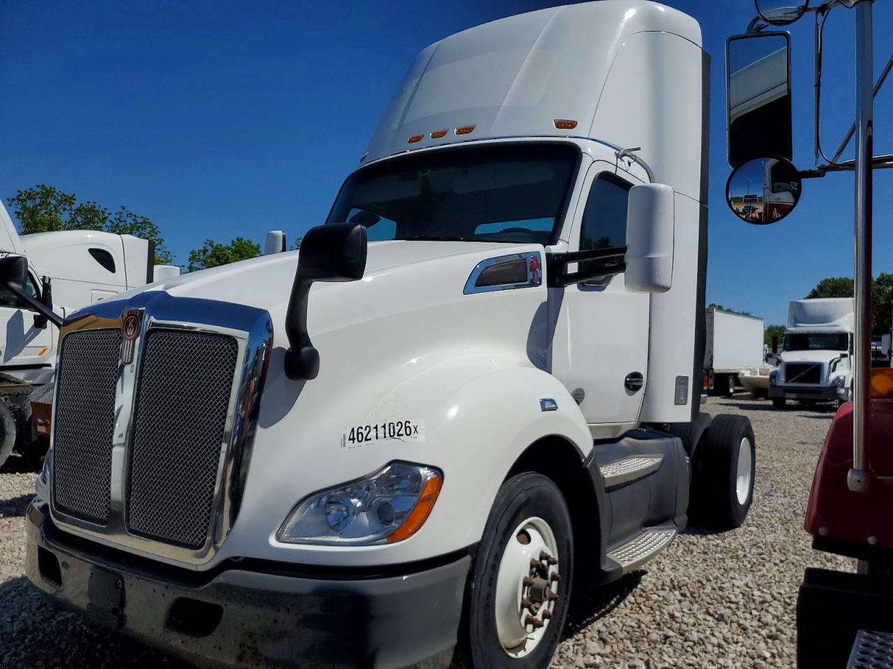 2016 KENWORTH All other VIN 1XKYA48X6GJ496309 photo 2