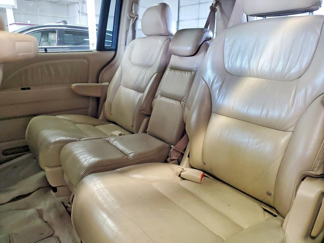 2005 Honda Odyssey VIN 5FNRL38705B136848 photo 11