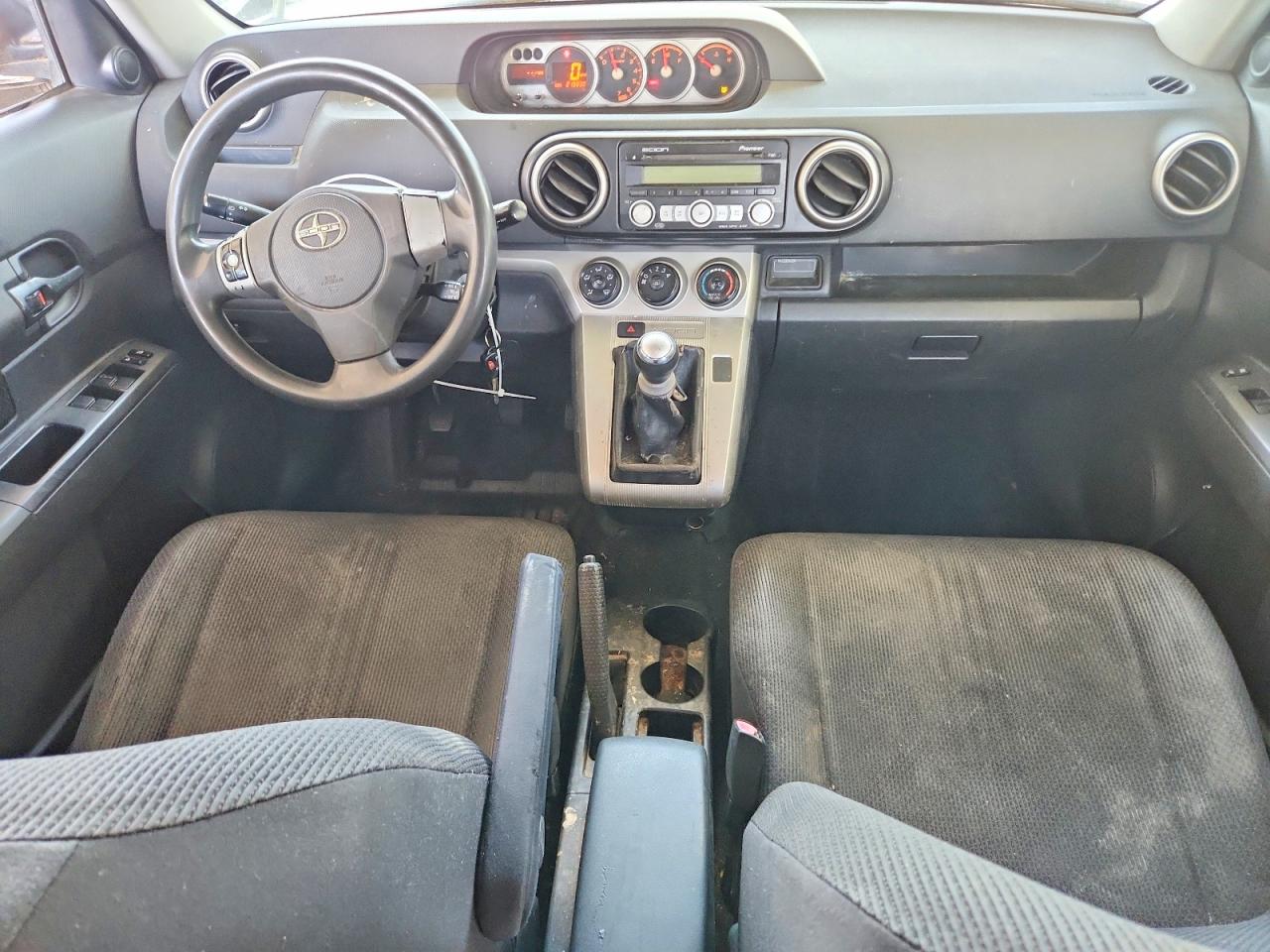 2009 Toyota Scion VIN JTLKE50E091069821 photo 8