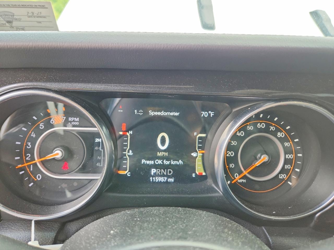 2020 Jeep Wrangler / VIN 1C4HJXEN5LW145288 photo 9