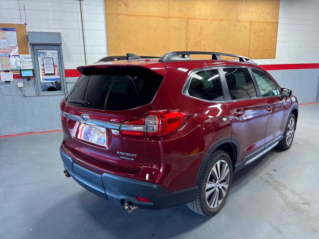 2022 Subaru Ascent VIN 4S4WMAMD5N3415172 photo 4