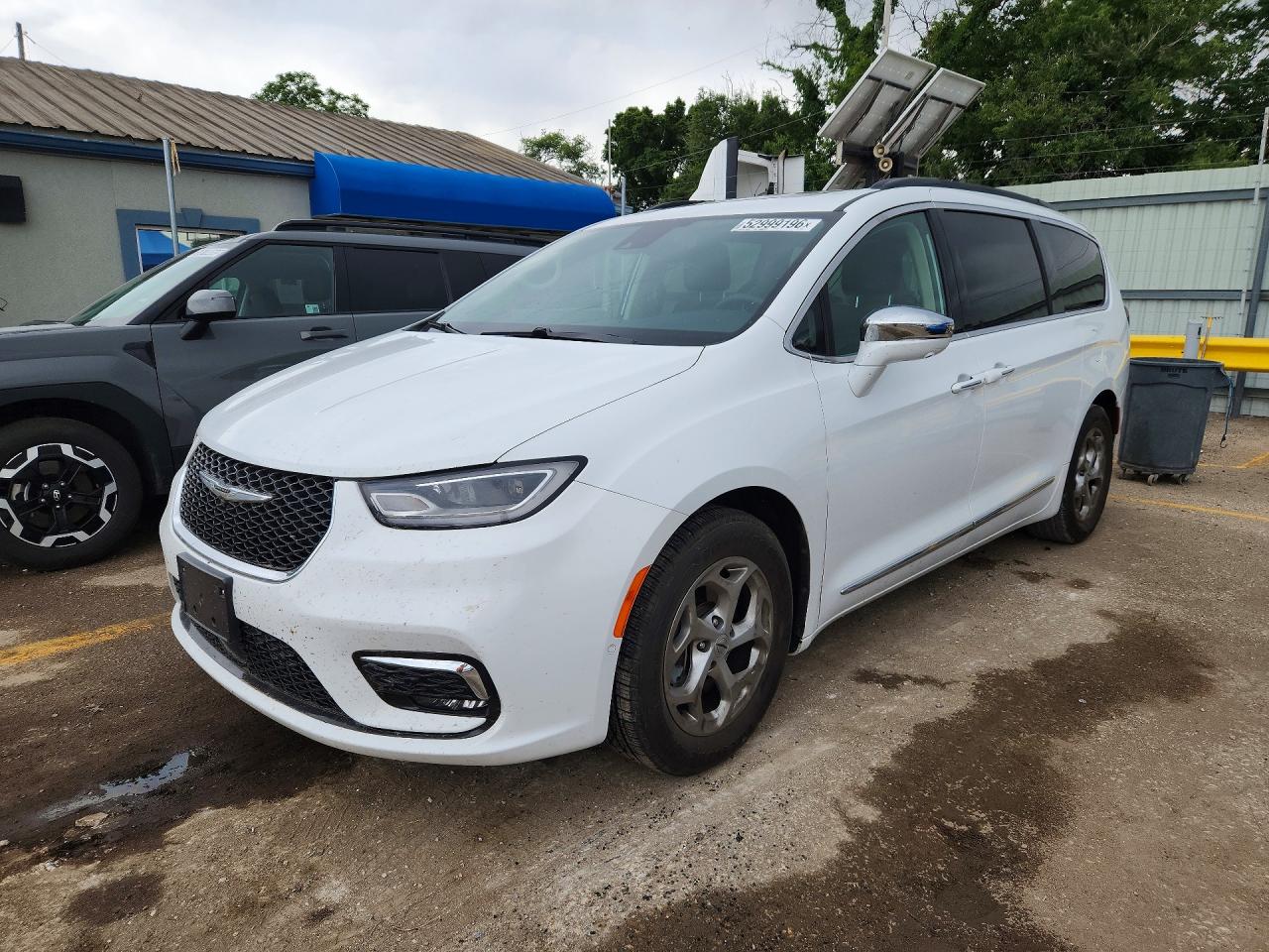 2022 Chrysler Pacifica VIN 2C4RC1GG7NR180825 photo 1