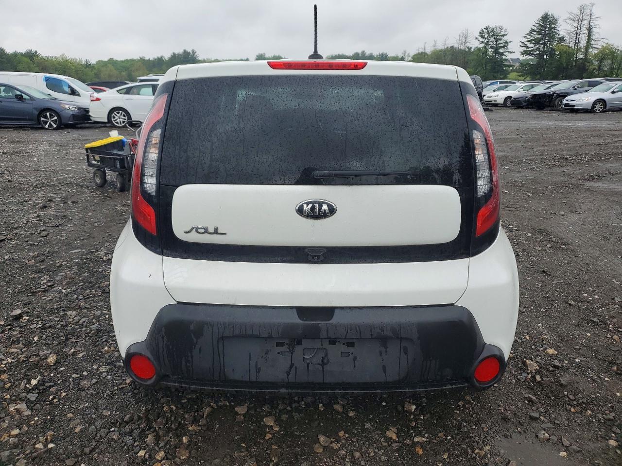 2016 Kia Soul base VIN KNDJN2A21G7387502 photo 6