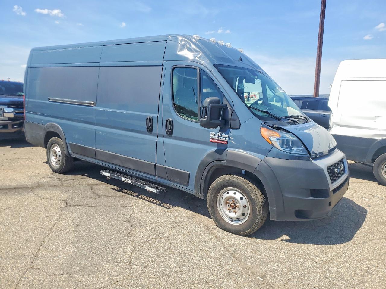 2019 Ram Promaster VIN 3C6URVJG0KE543768 photo 4