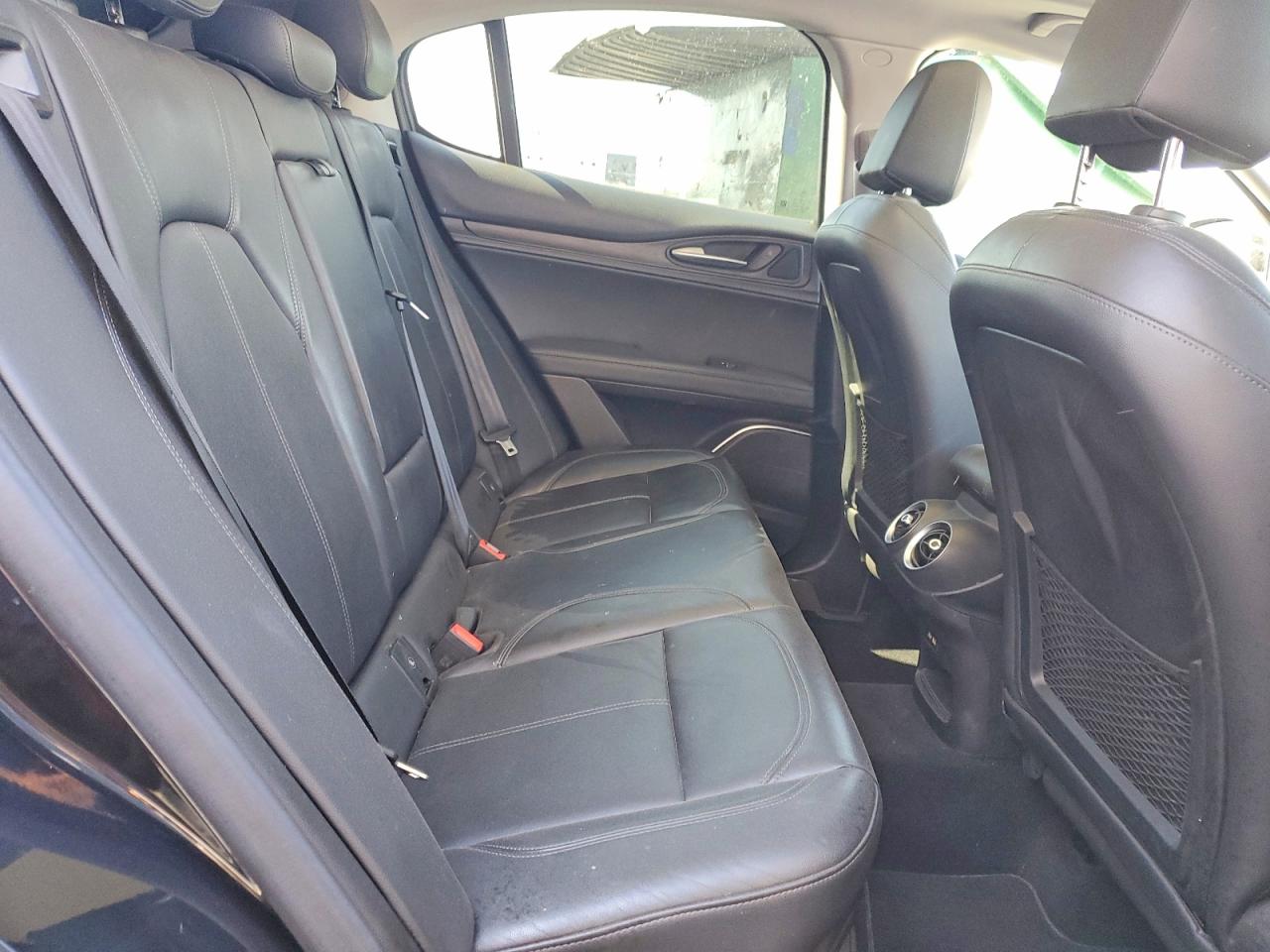 2018 Alfa Stelvio VIN ZASFAKAN3J7C07432 photo 11