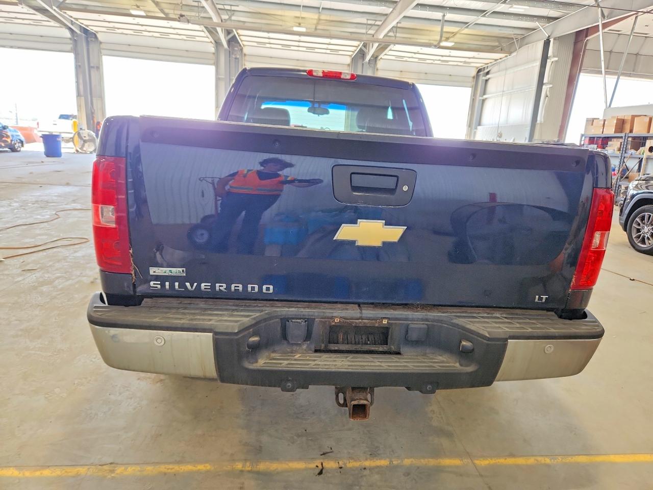 2011 CHEV Silverado VIN 1GCRKSE37BZ269465 photo 6