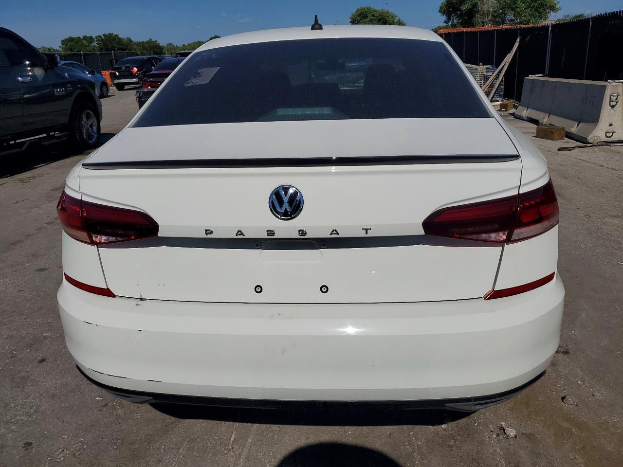 2020 Volkswagen Passat VIN 1VWMA7A31LC010908 photo 6