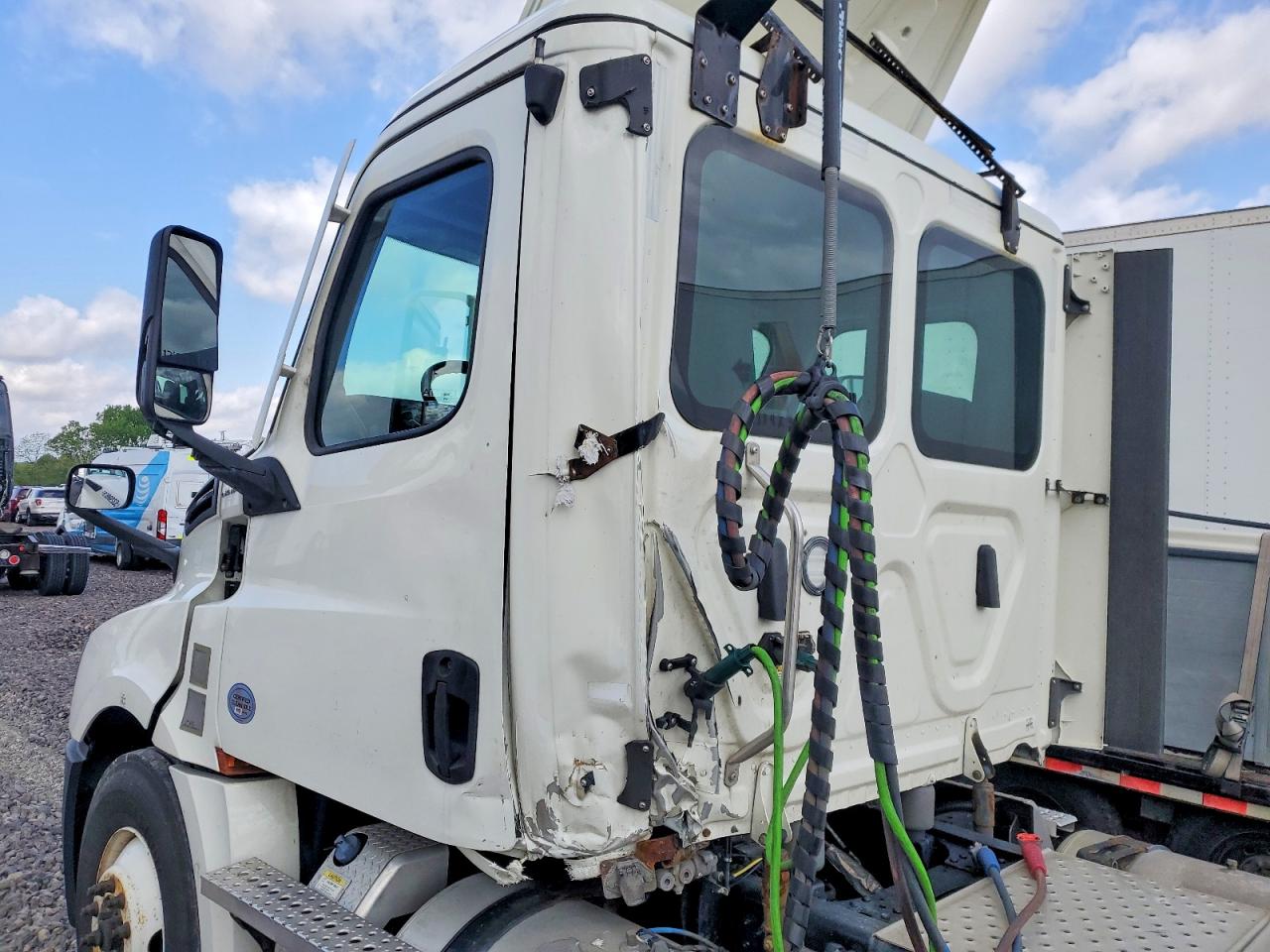 2022 FREIGHTLINER All other VIN 3AKJHLDV4NSMS8368 photo 9