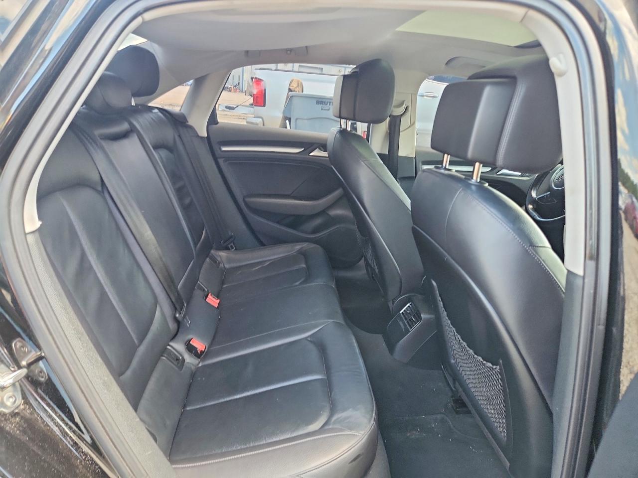 2015 Audi A3 VIN WAUACGFF9F1038858 photo 10