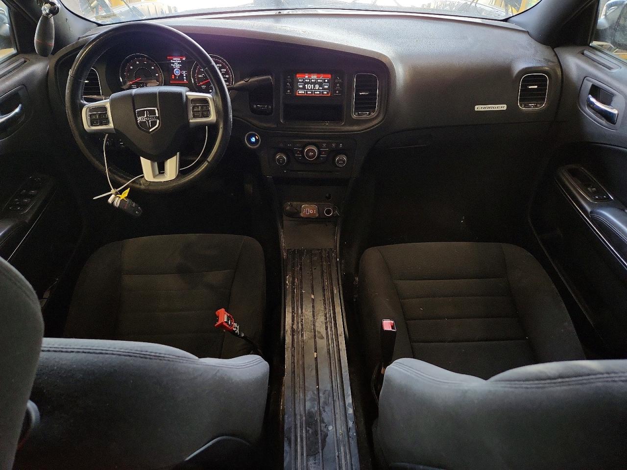 2012 Dodge Charger VIN 2C3CDXAT0CH305196 photo 8