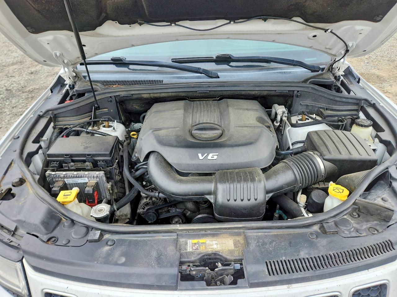 2015 Jeep Grand cher VIN 1C4RJFCG6FC942738 photo 12