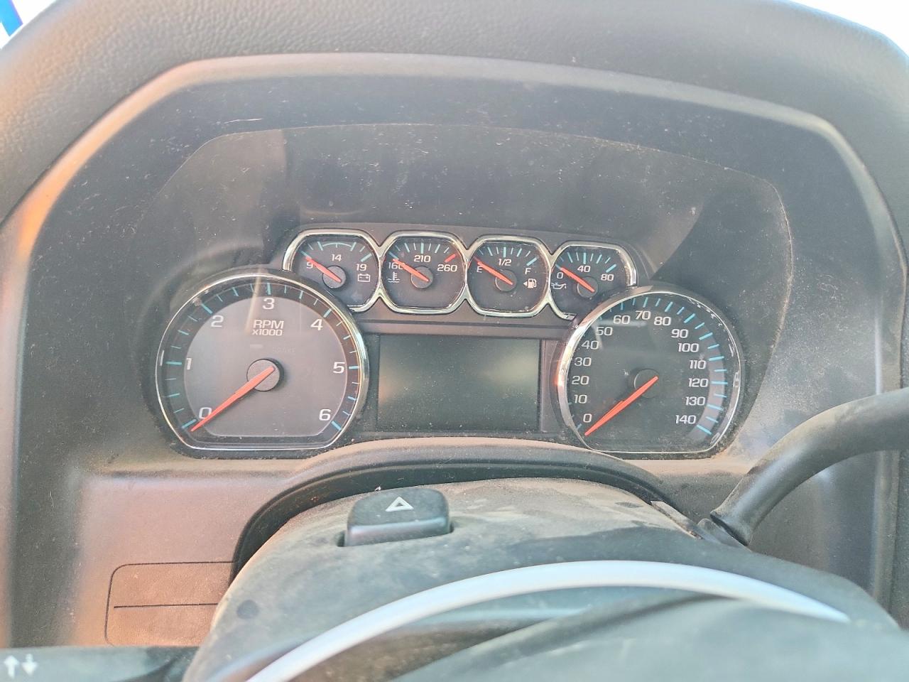 2018 Chevrolet Silverado VIN 3GCPCREC4JG148999 photo 9