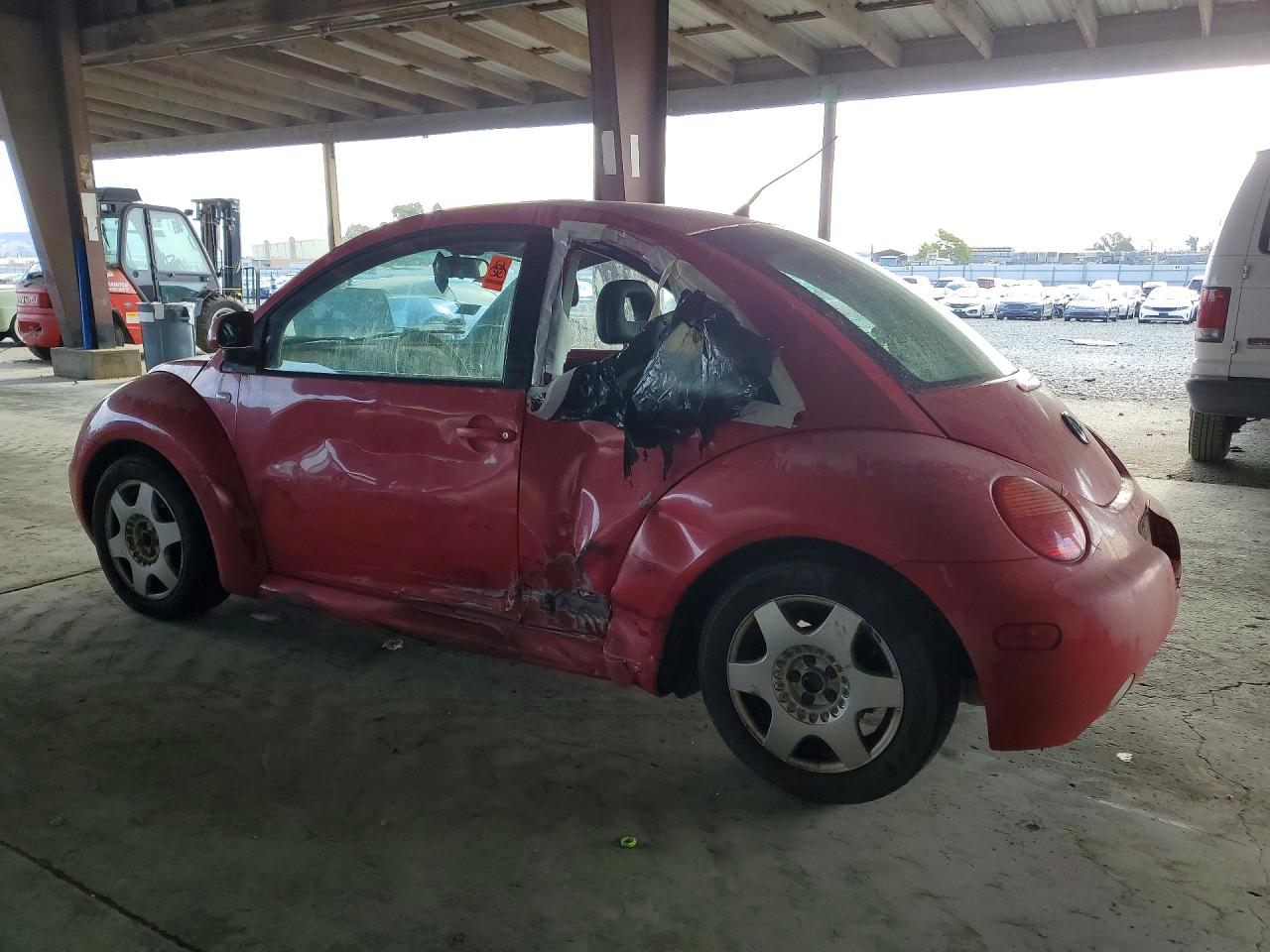 1999 VOLKSWAGEN Beetle VIN 3VWCC21C4XM431034 photo 2