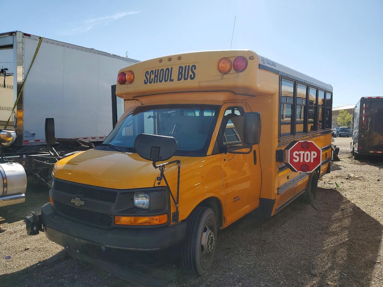 2013 Collins Express VIN 1GB6G5BL5D1170661 photo 2