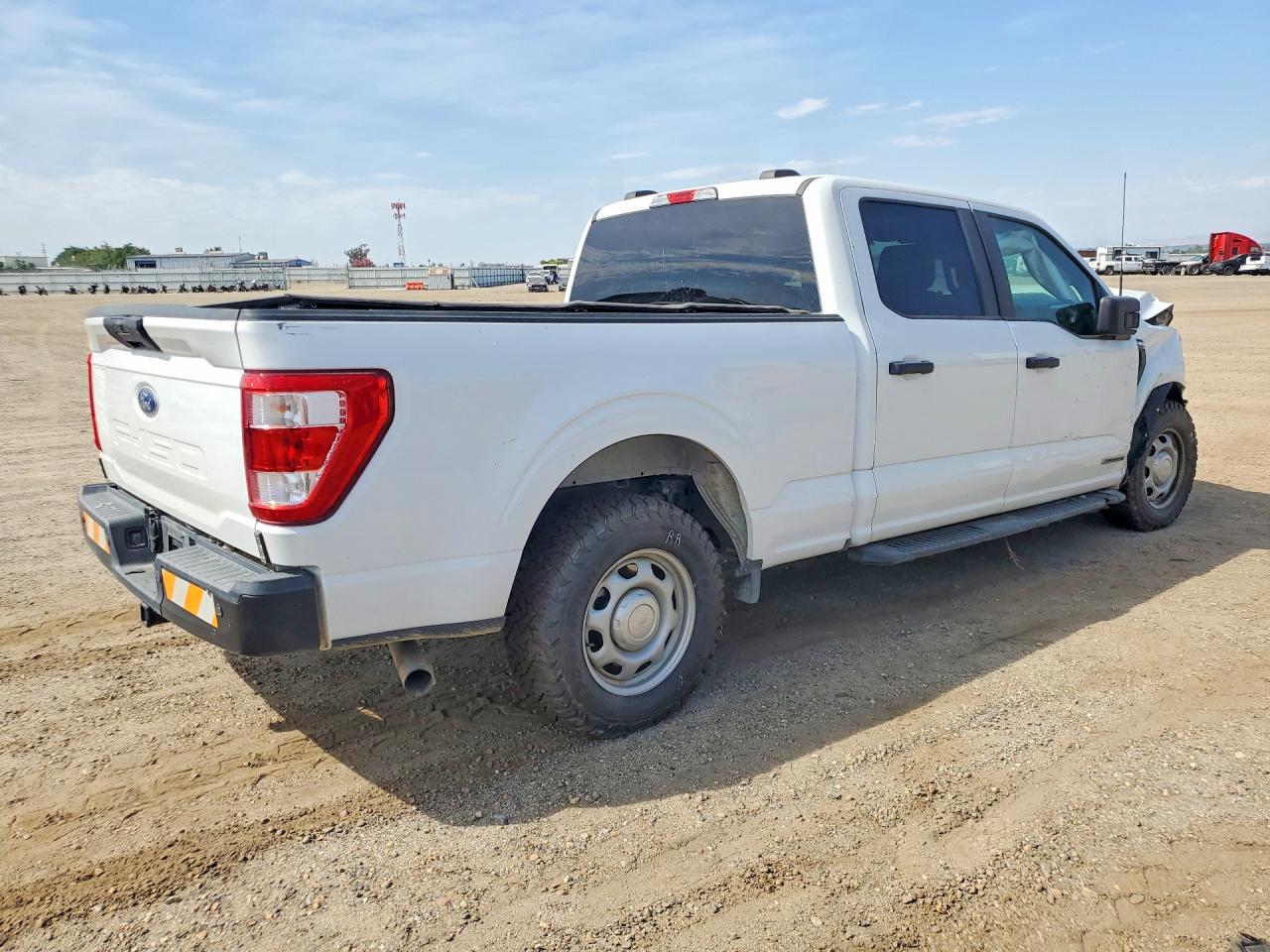 2022 Ford F-150 VIN 1FTFW1CD2NFB89431 photo 3