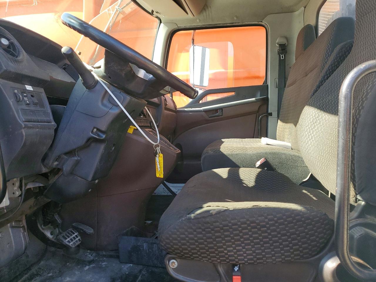 2021 HINO All other VIN 5PVNV8AV1M5T50178 photo 5