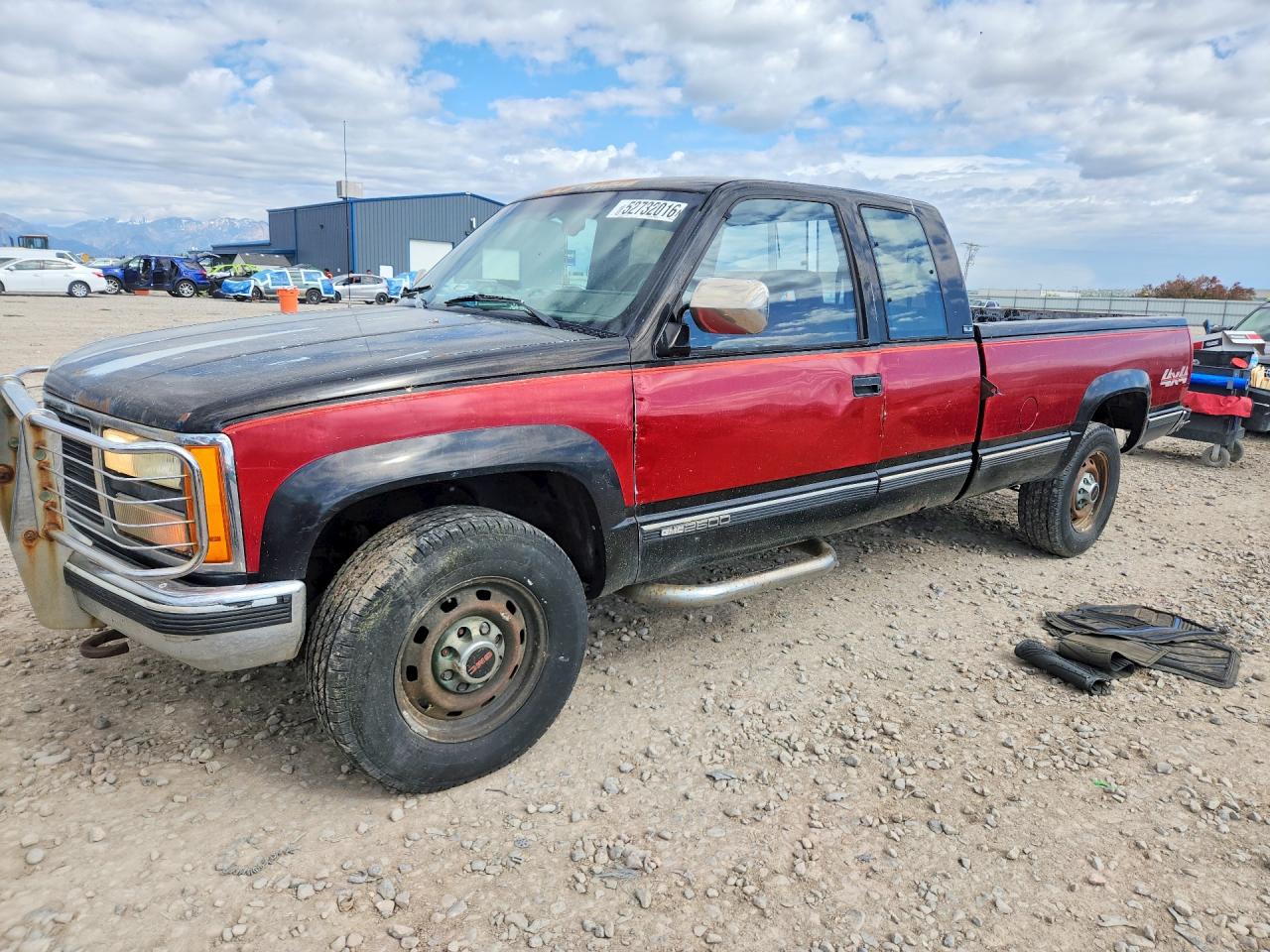 1992 GMC SIERRA VIN 2GTGK29KXN1505435 photo 1