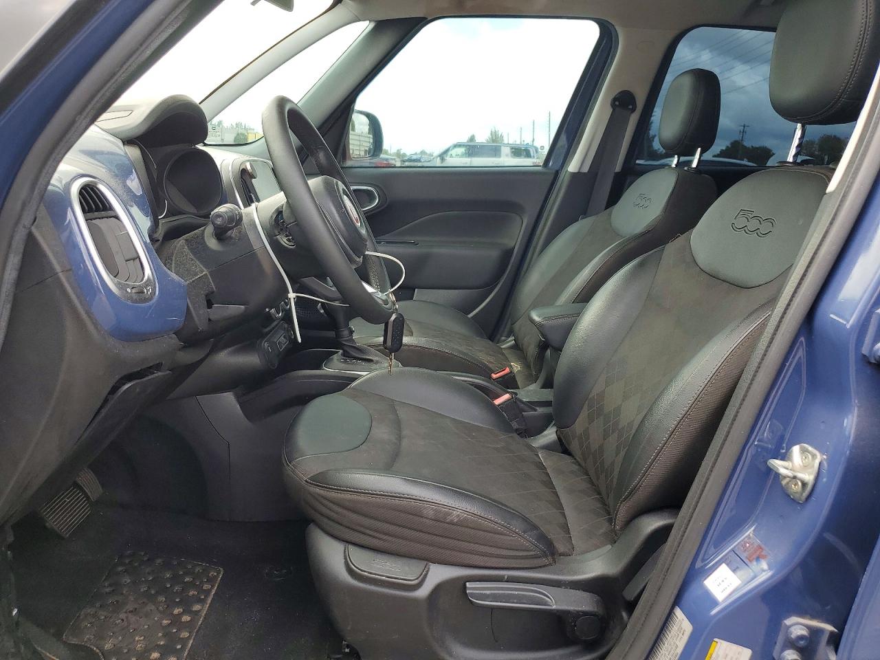 2019 FIAT 500 VIN ZFBNFAAH0KZ042409 photo 7