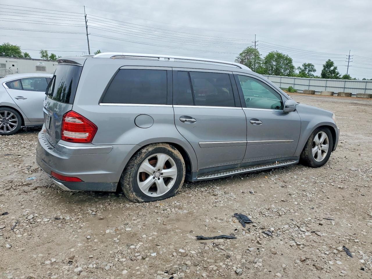 2012 Mercedes-Benz Gl-class VIN 4JGBF7BE2CA781025 photo 3
