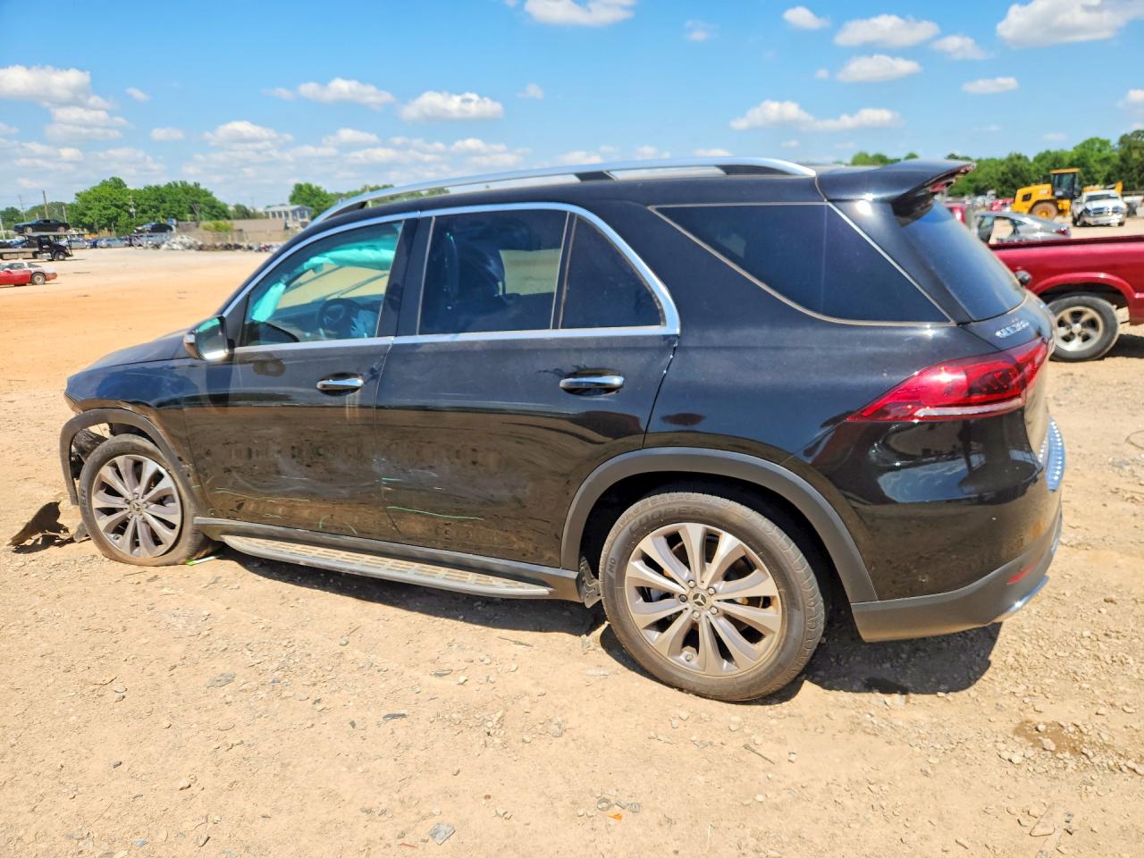 2022 Mercedes-Benz Gle class VIN 4JGFB4JB3NA715010 photo 2