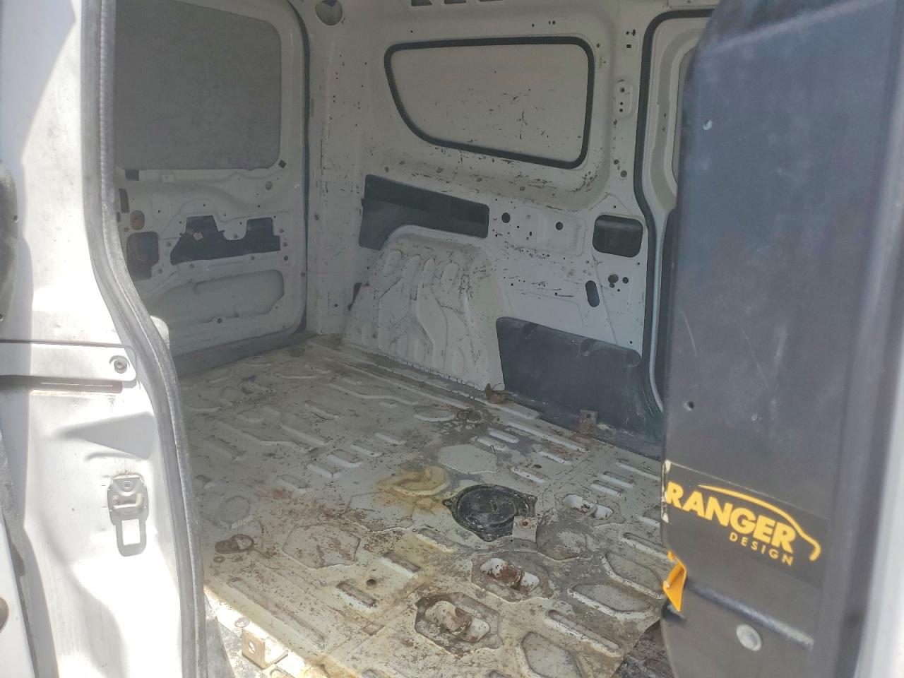 2015 Ram Promaster VIN ZFBERFAT6F6A05982 photo 11