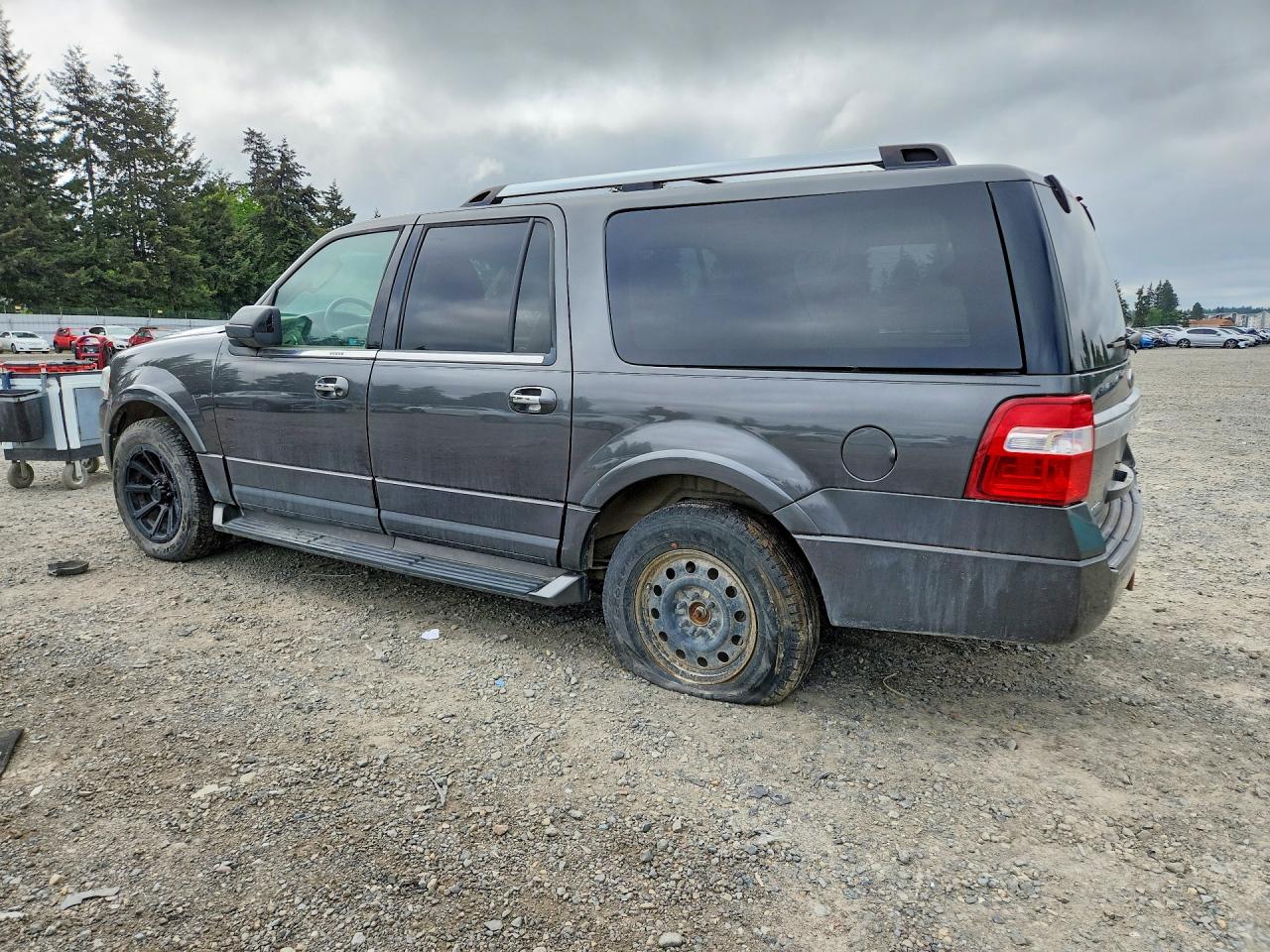 2017 FORD Expedition VIN 1FMJK2AT2HEA19324 photo 2