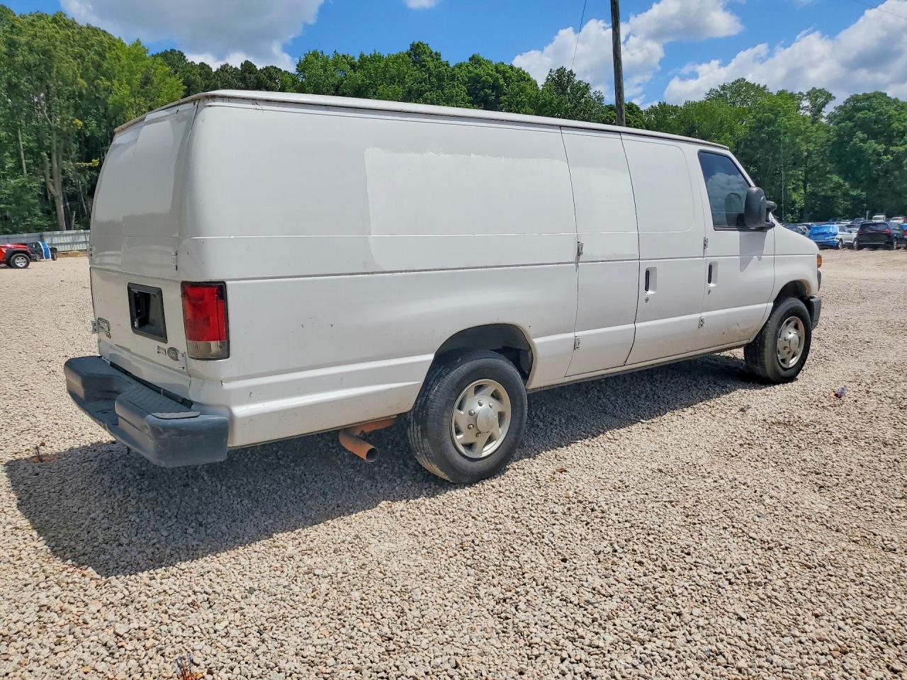 2014 Ford Econoline VIN 1FTNS2EL6EDA91029 photo 3