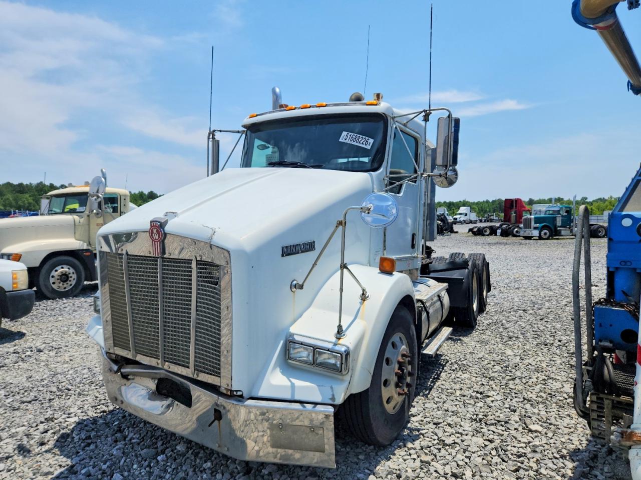 2003 KENWORTH All other VIN 3WKDDB9X23F387594 photo 2