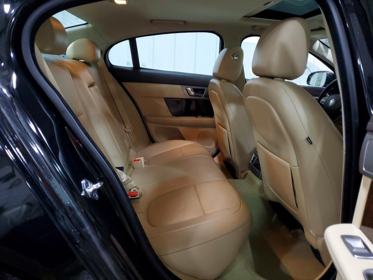 2011 Jaguar Xf VIN SAJWA0GB3BLS01876 photo 10