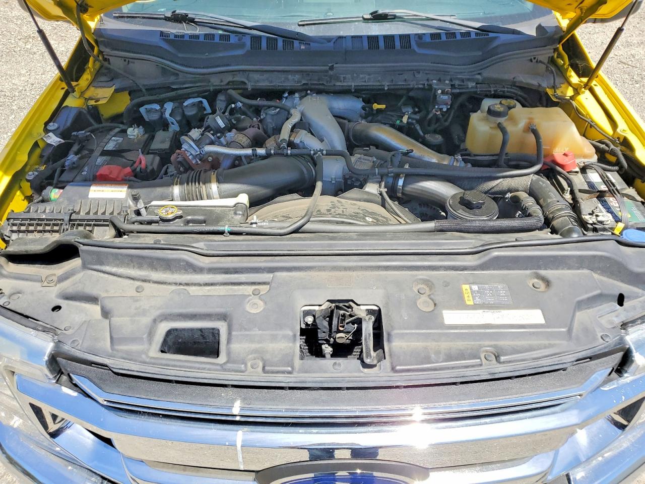 2020 Ford F550 VIN 1FDUF5GT8LDA08286 photo 12