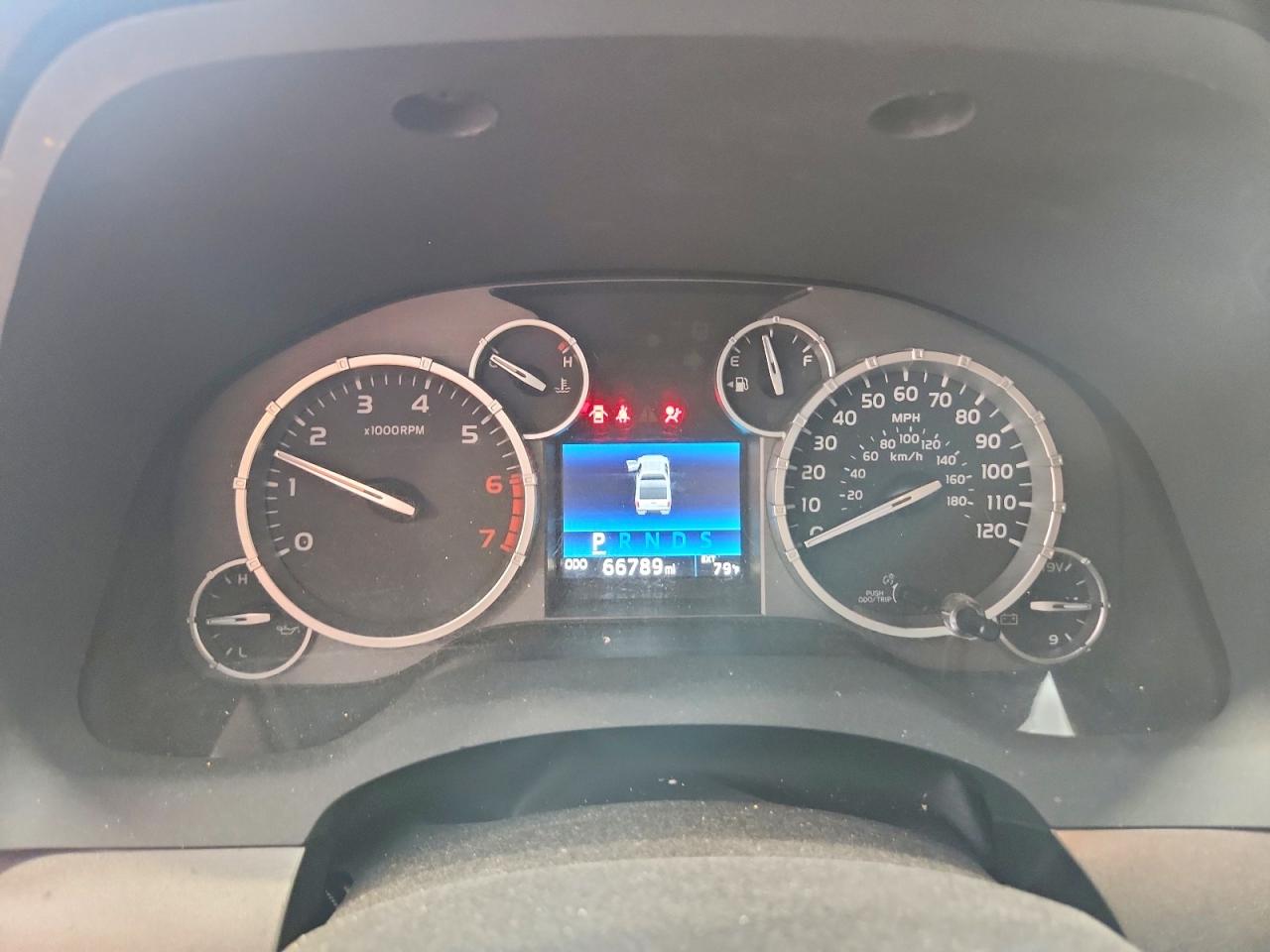 2017 Toyota Tundra VIN 5TFDY5F13HX599146 photo 9