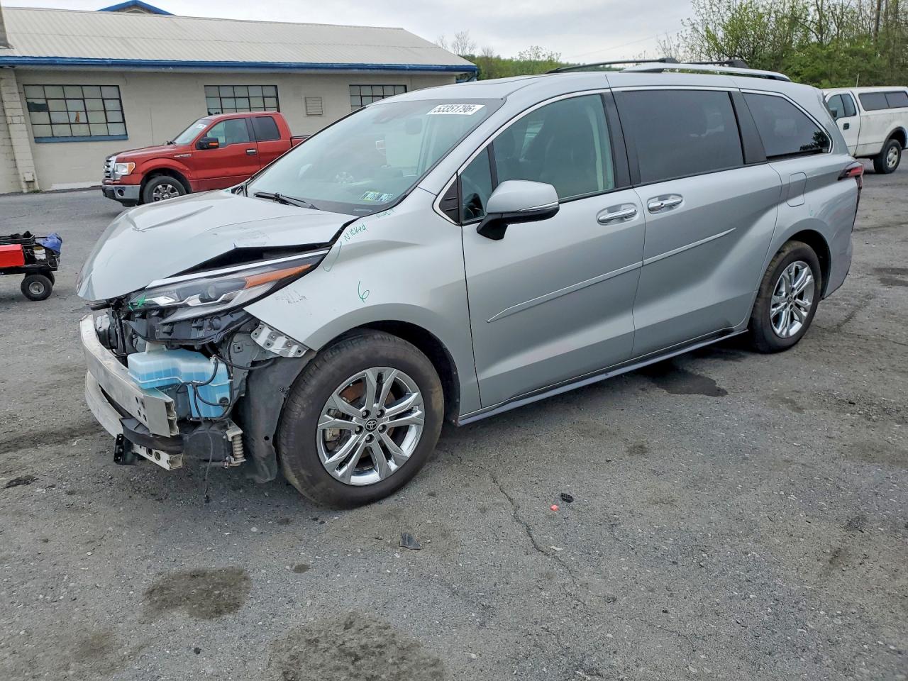 2022 Toyota Sienna VIN 5TDESKFC1NS060872 photo 1