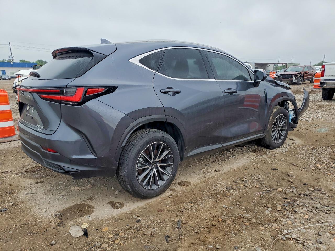 2025 Lexus Nx 350h pr VIN JTJGKCEZ2S5035305 photo 3