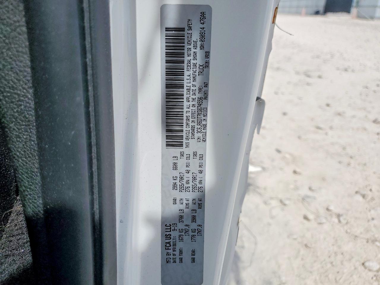 2019 Ram 1500 VIN 3C6JR6DT7KG674556 photo 12