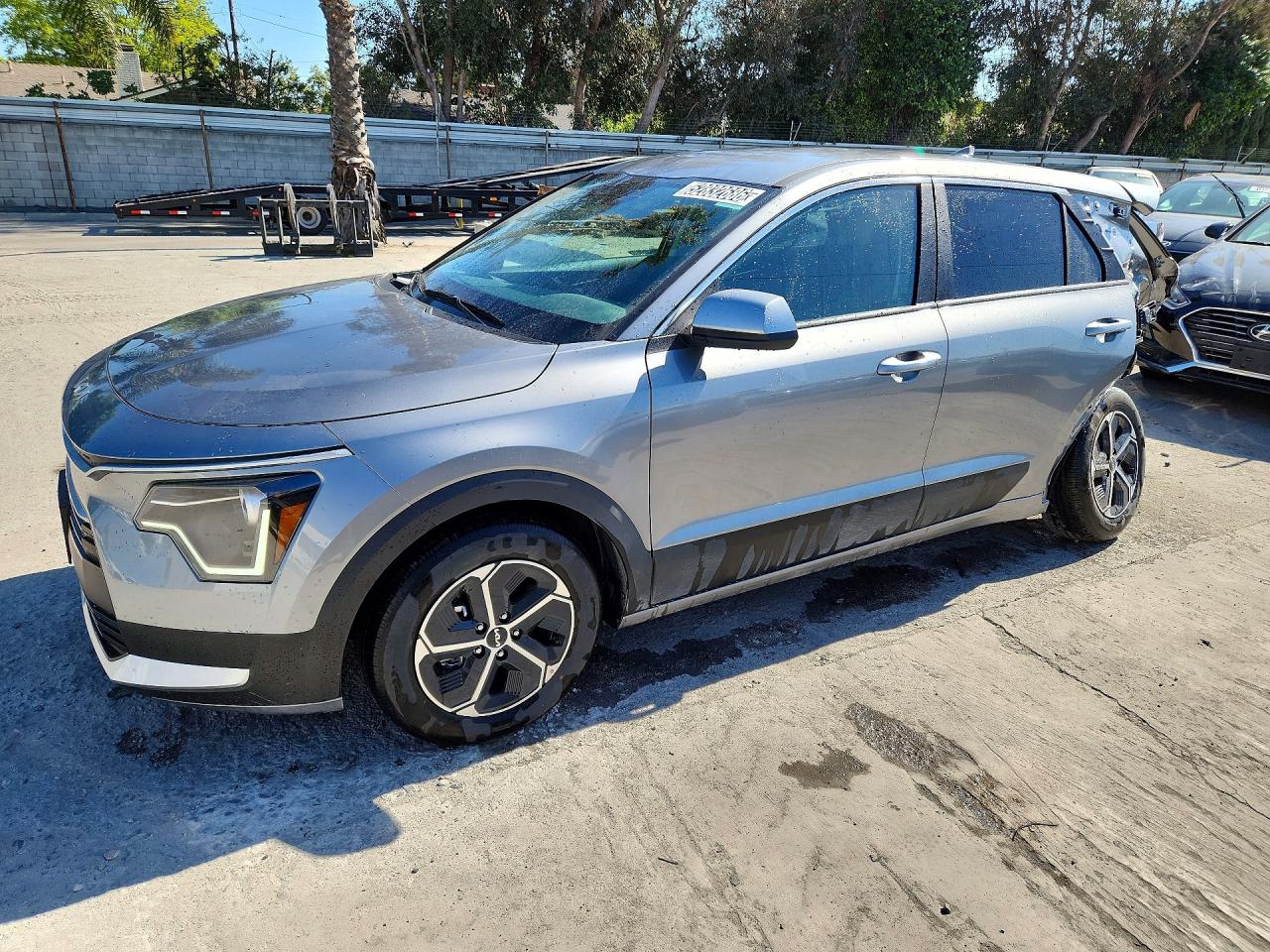 2026 Kia Niro VIN KNDCP3LE5T5333187 photo 1