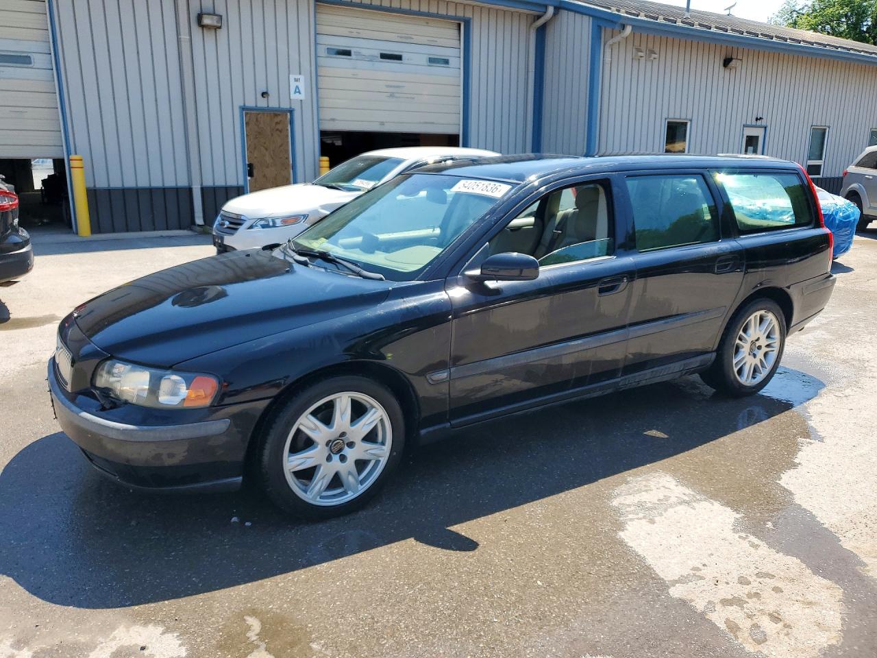 2004 Volvo V70 VIN YV1SW59V842395259 photo 1